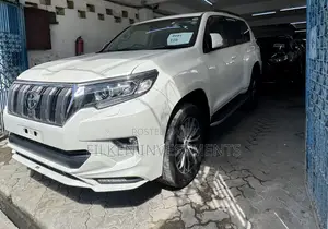 Toyota Land Cruiser Prado 2.8 2021 White