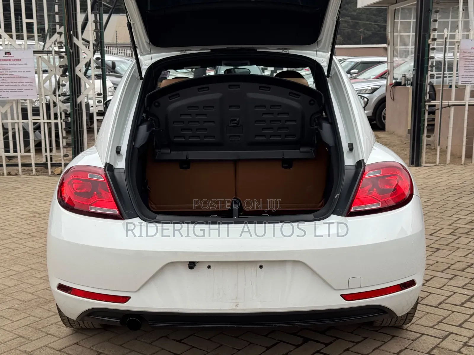 Volkswagen Beetle 2019 White
