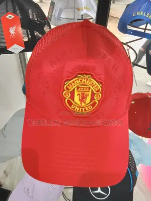 Manchester United Capes