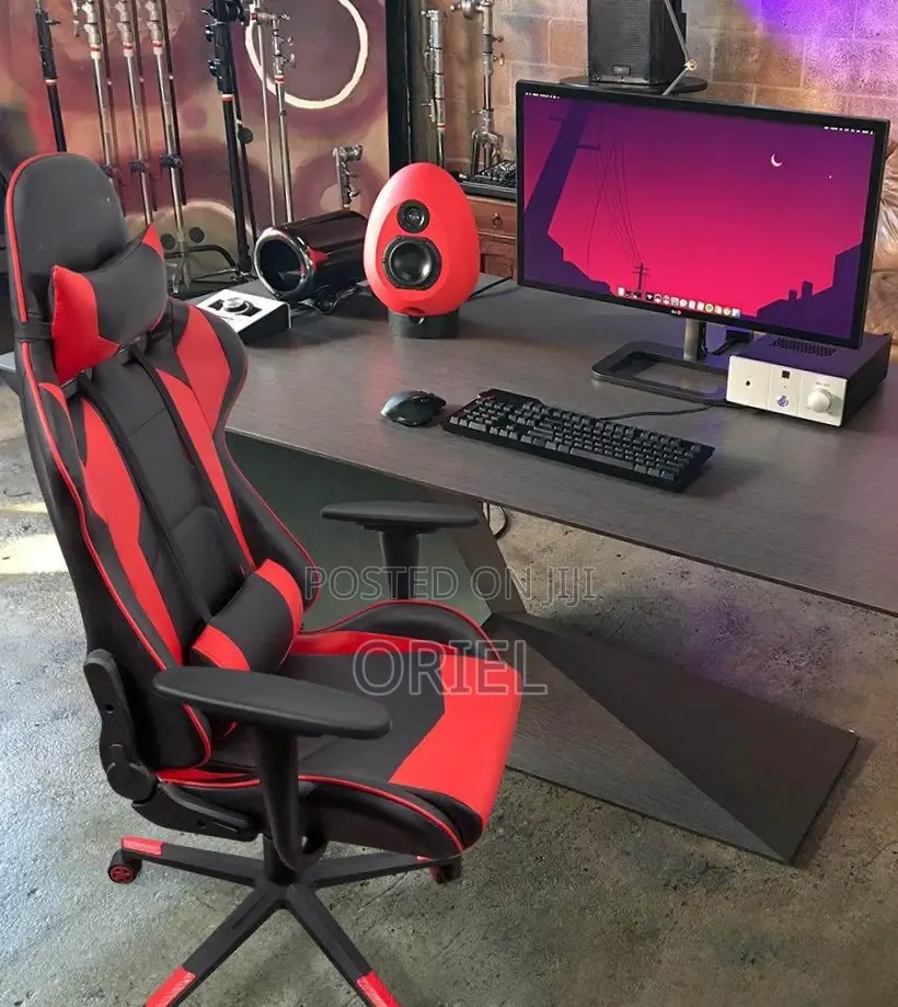 Gaming Chair : Leather Padded Home Office Gaming Chair