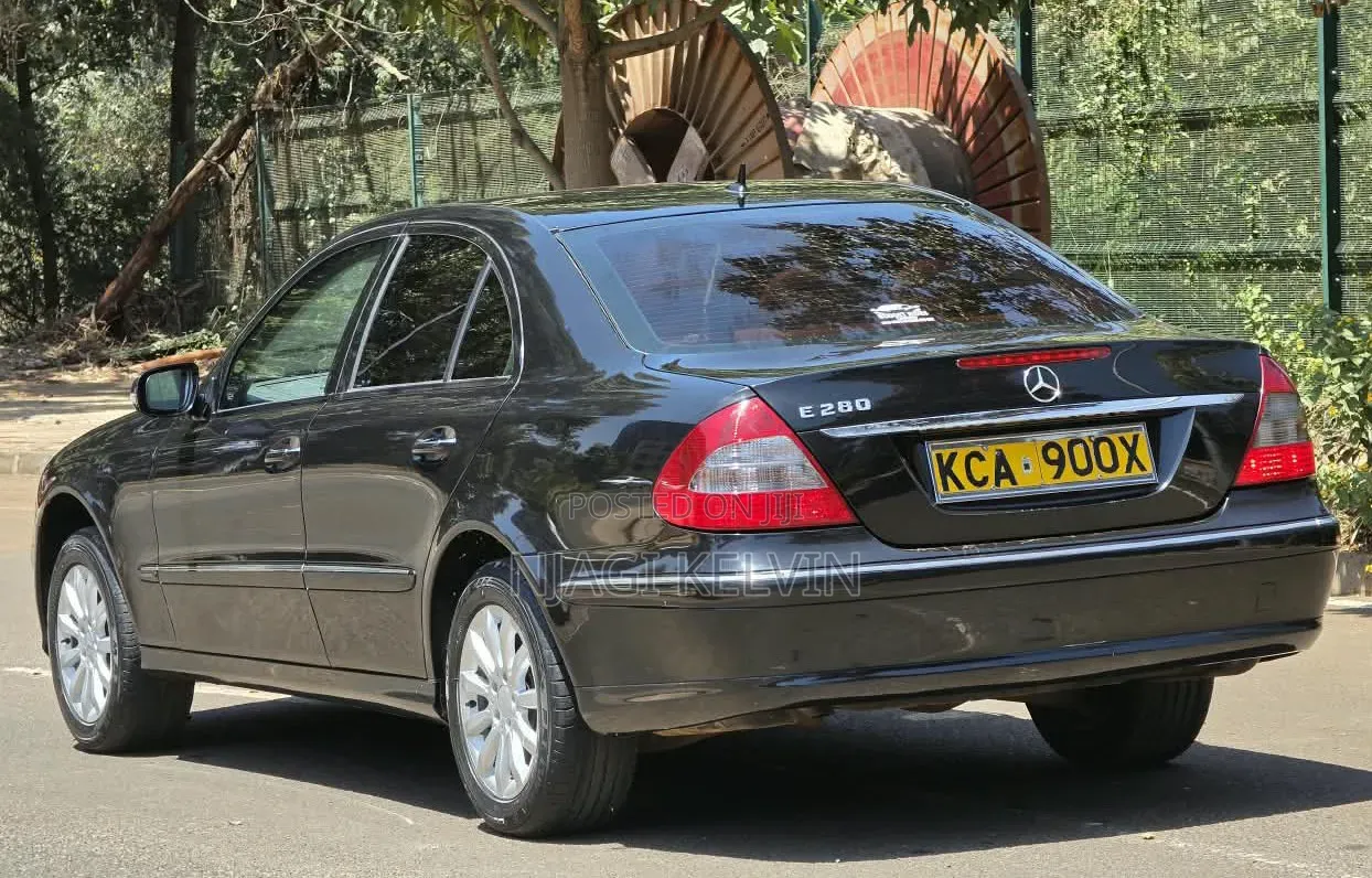 Mercedes-Benz E280 2007 Black