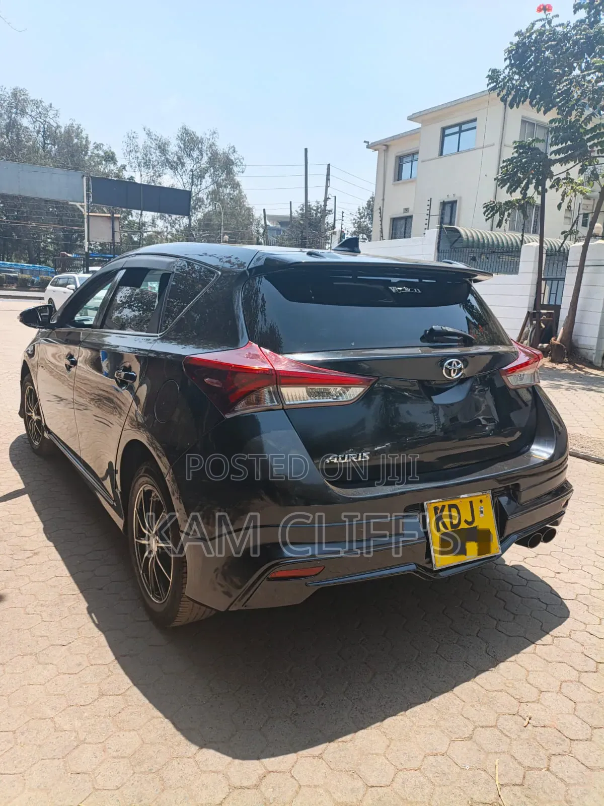 Toyota Auris 2016 Black