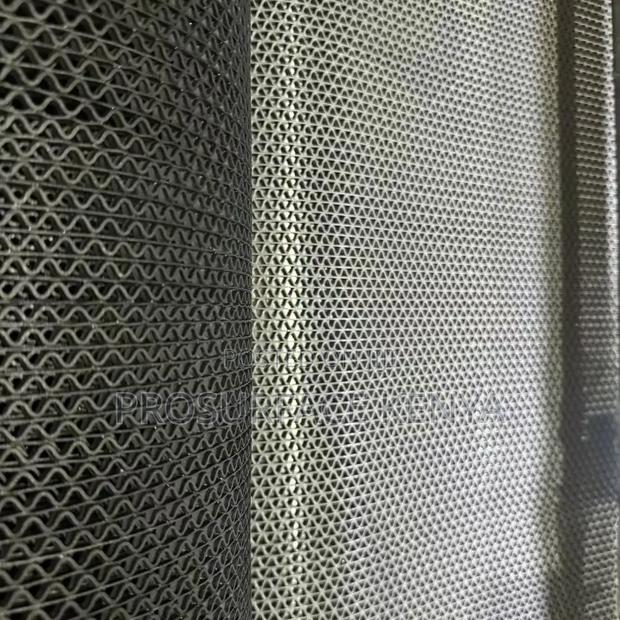Commercial Kitchen Anti-Slip Mat | 5mm PVC