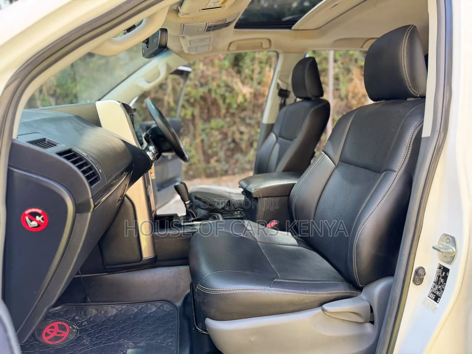 Toyota Land Cruiser Prado 2.7 i 2011 White