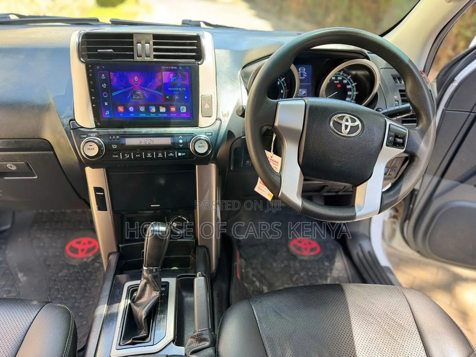 Toyota Land Cruiser Prado 2.7 i 2011 White