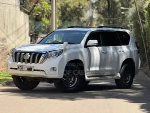Toyota Land Cruiser Prado 2.7 i 2011 White