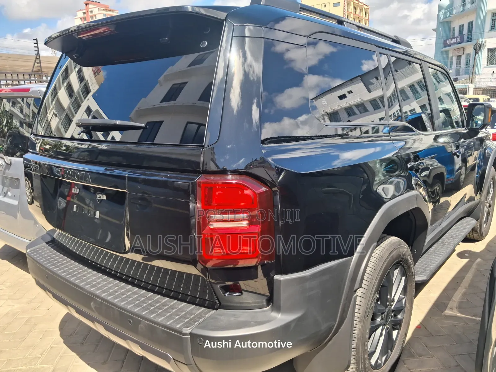 Toyota Land Cruiser 2024 Black