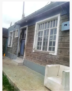 Fenced 40x60 Plot at Kwa Tom With a 1bedroom DSQ
