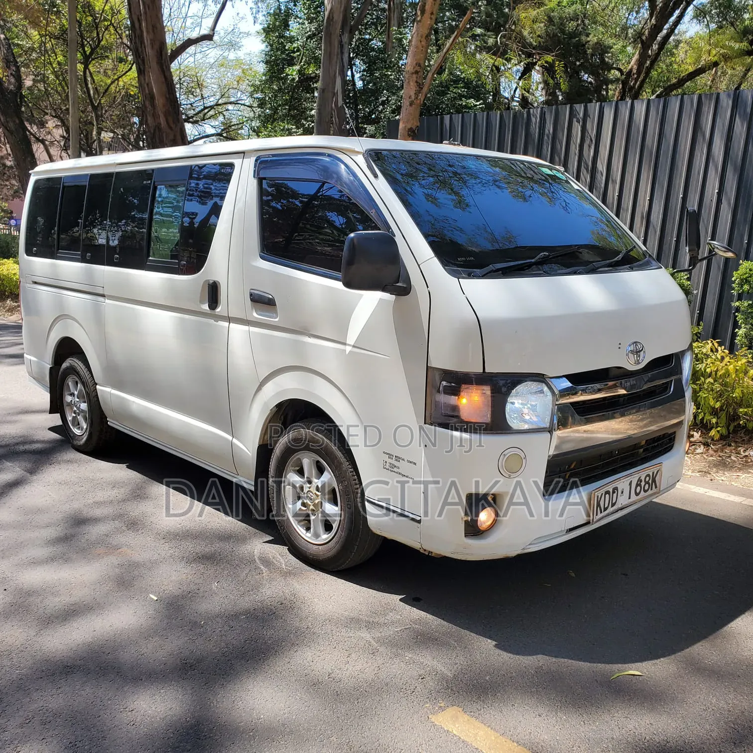 Toyota HiAce 2014 White