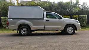 Toyota Hilux 2015 Gray