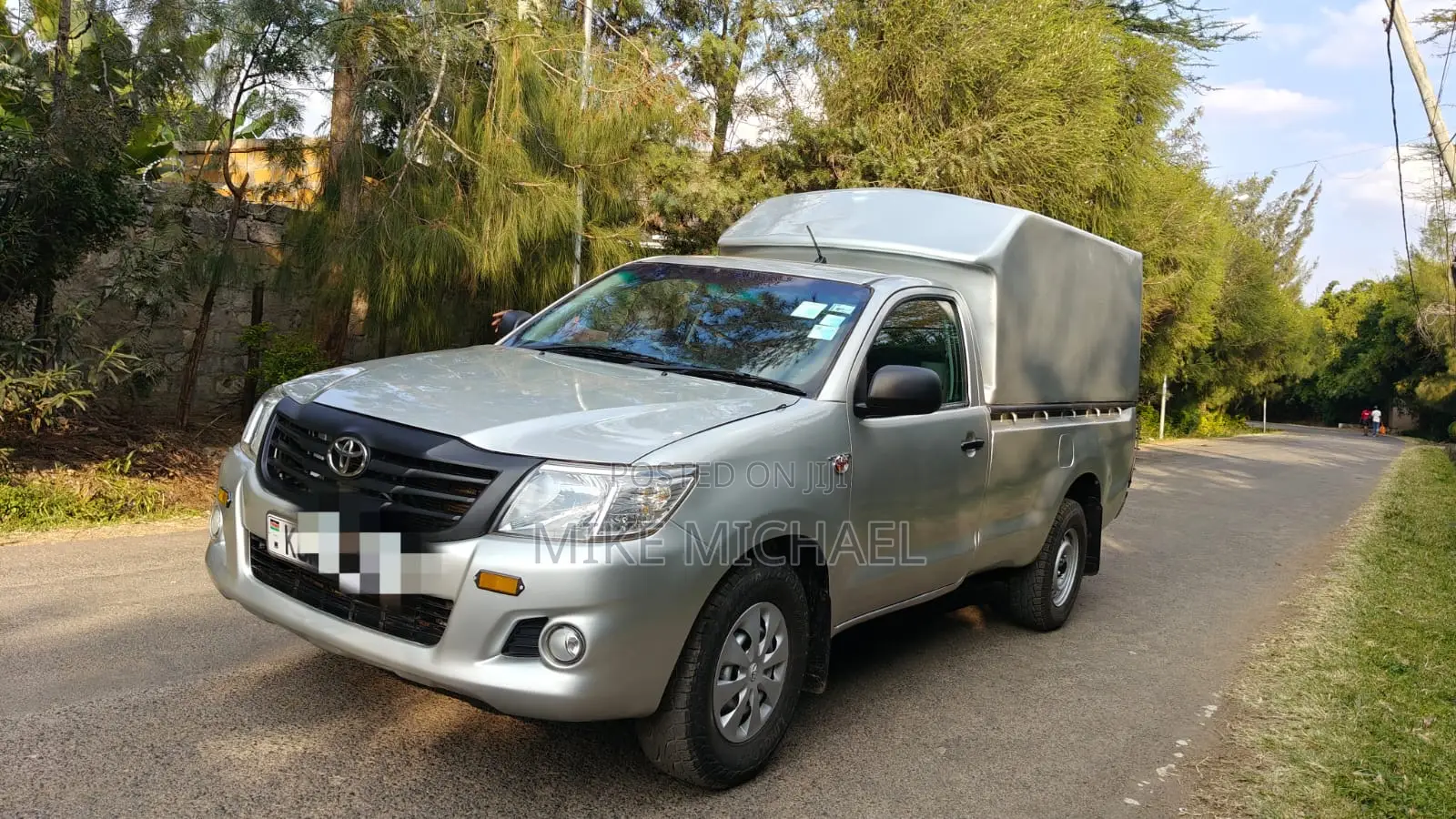 Toyota Hilux 2015 Gray