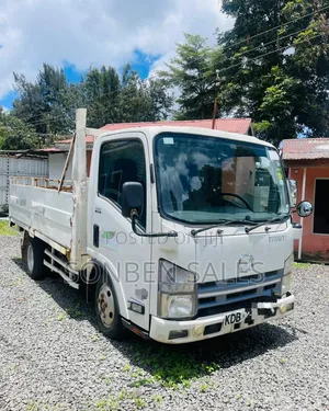 Mazda Titan