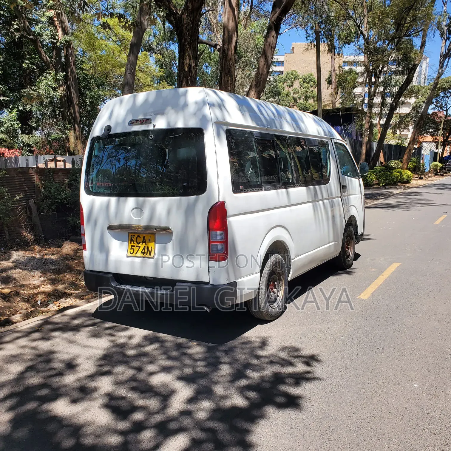 Toyota HiAce 2010 White