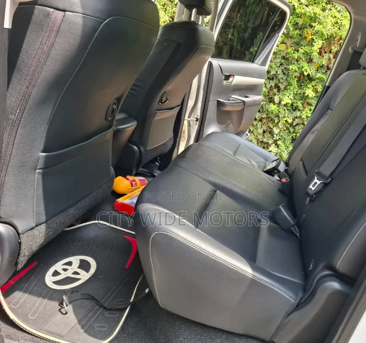 Toyota Hilux 2016 White