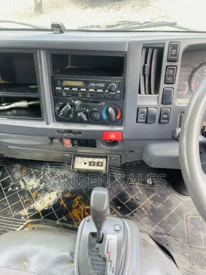 Mazda Titan