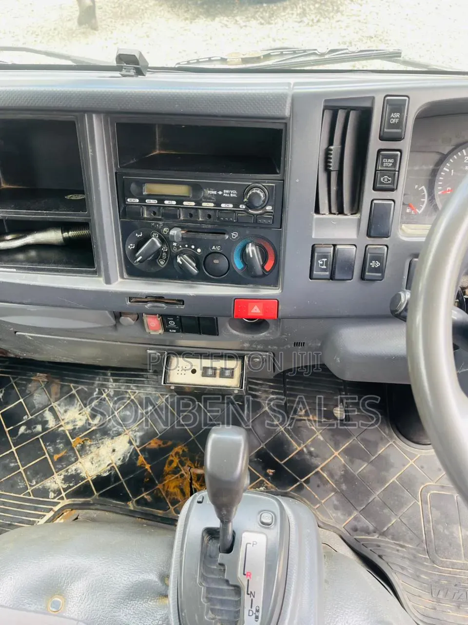 Mazda Titan