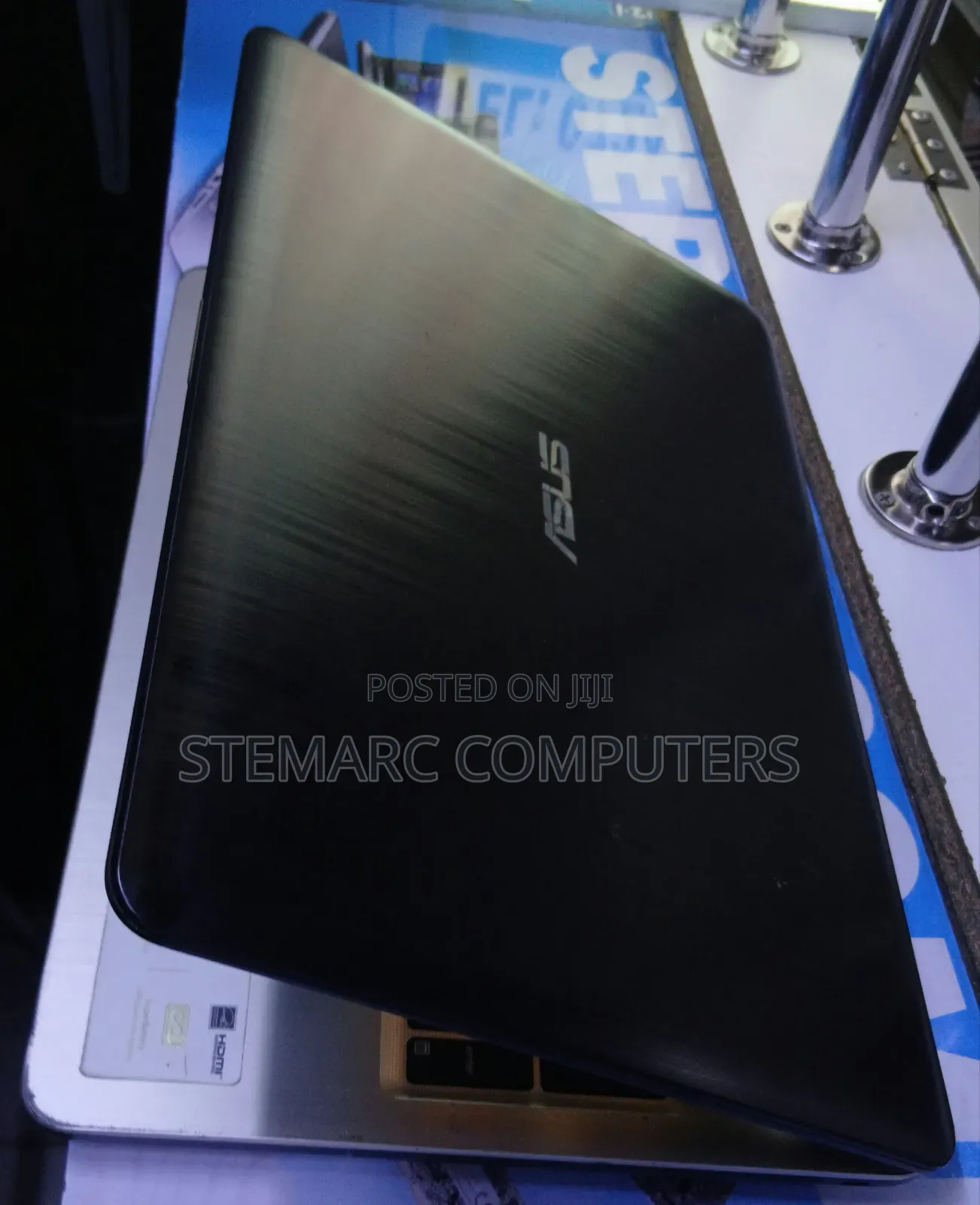 Laptop Asus 8GB AMD HDD 1T