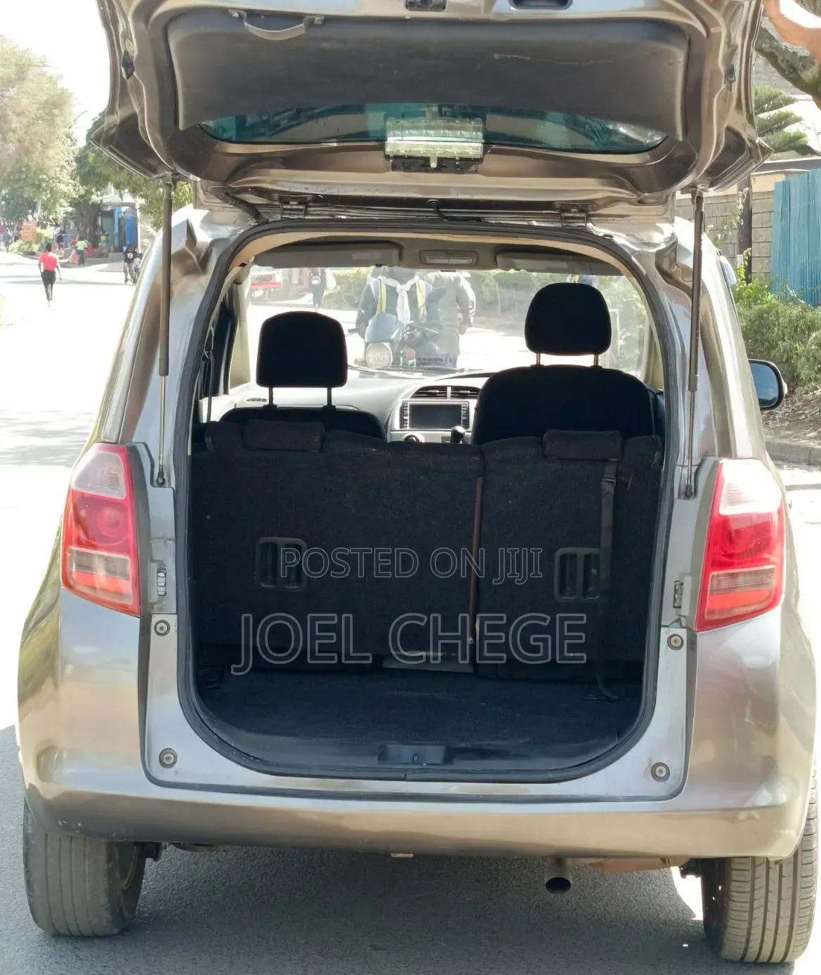 Toyota Ractis 2007 Gray