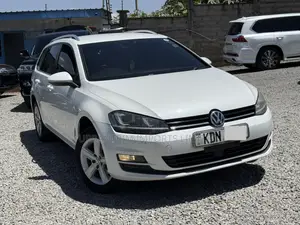Volkswagen Golf Variant 2016 White