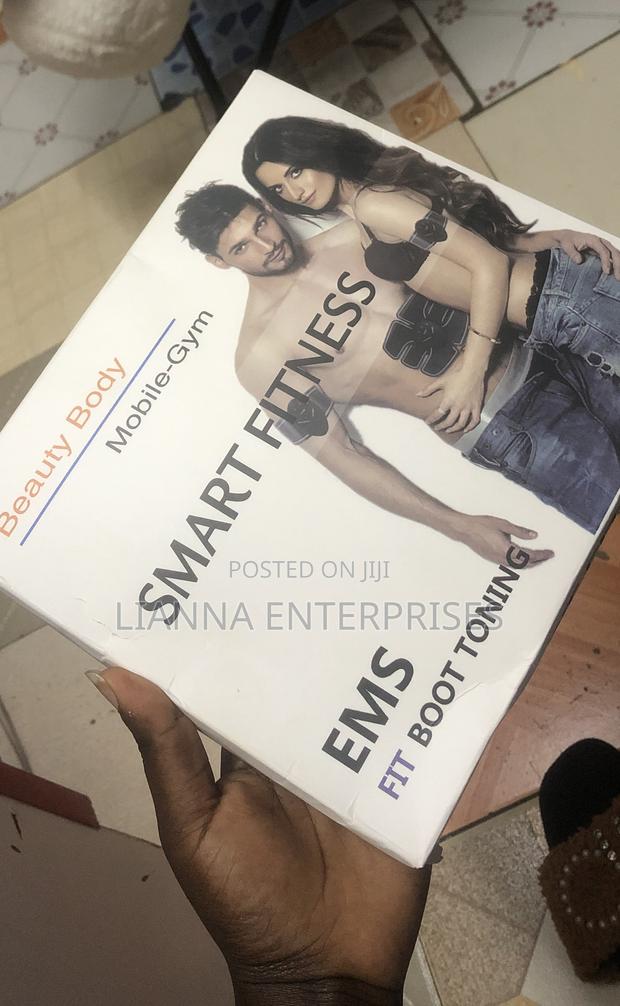 Ems Six Pack Trainer - main view