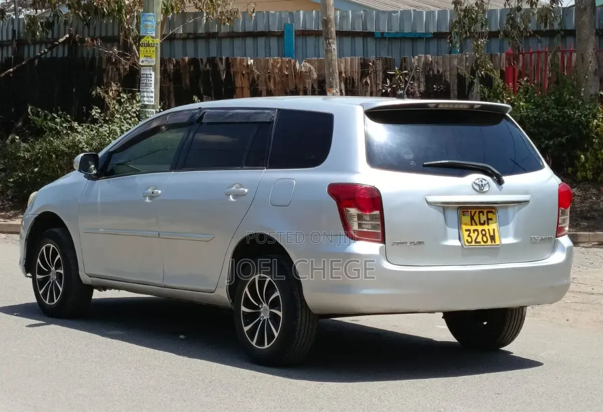 Toyota Corolla Fielder 2008 White