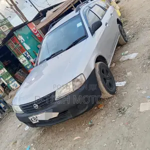 Nissan Advan 2004 Gray