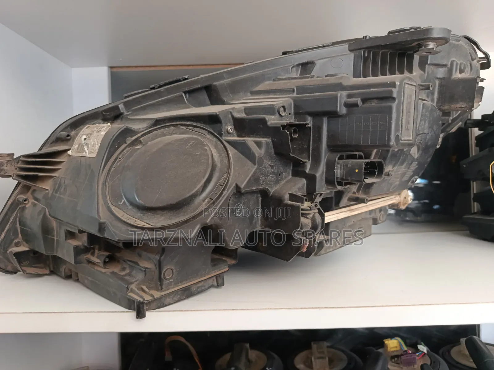 W212 Headlight