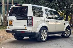 Car 2016 White