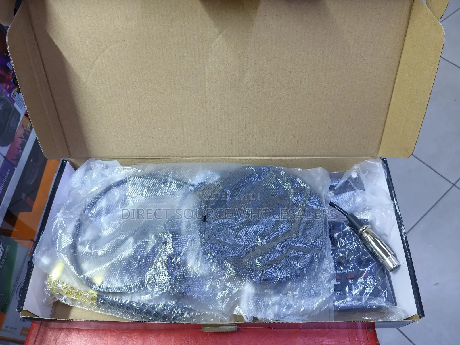 BM-800 Studio Condenser Microphone With V8 Audio Sound Card