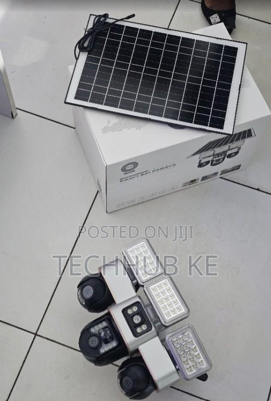 Triple Lens 4G Solar Security Camera With PTZ Night Vision