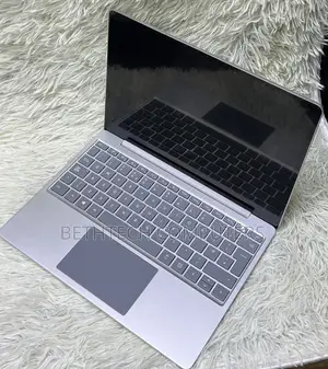 Laptop Microsoft Surface Go 16GB Intel Core i5 SSD 256GB