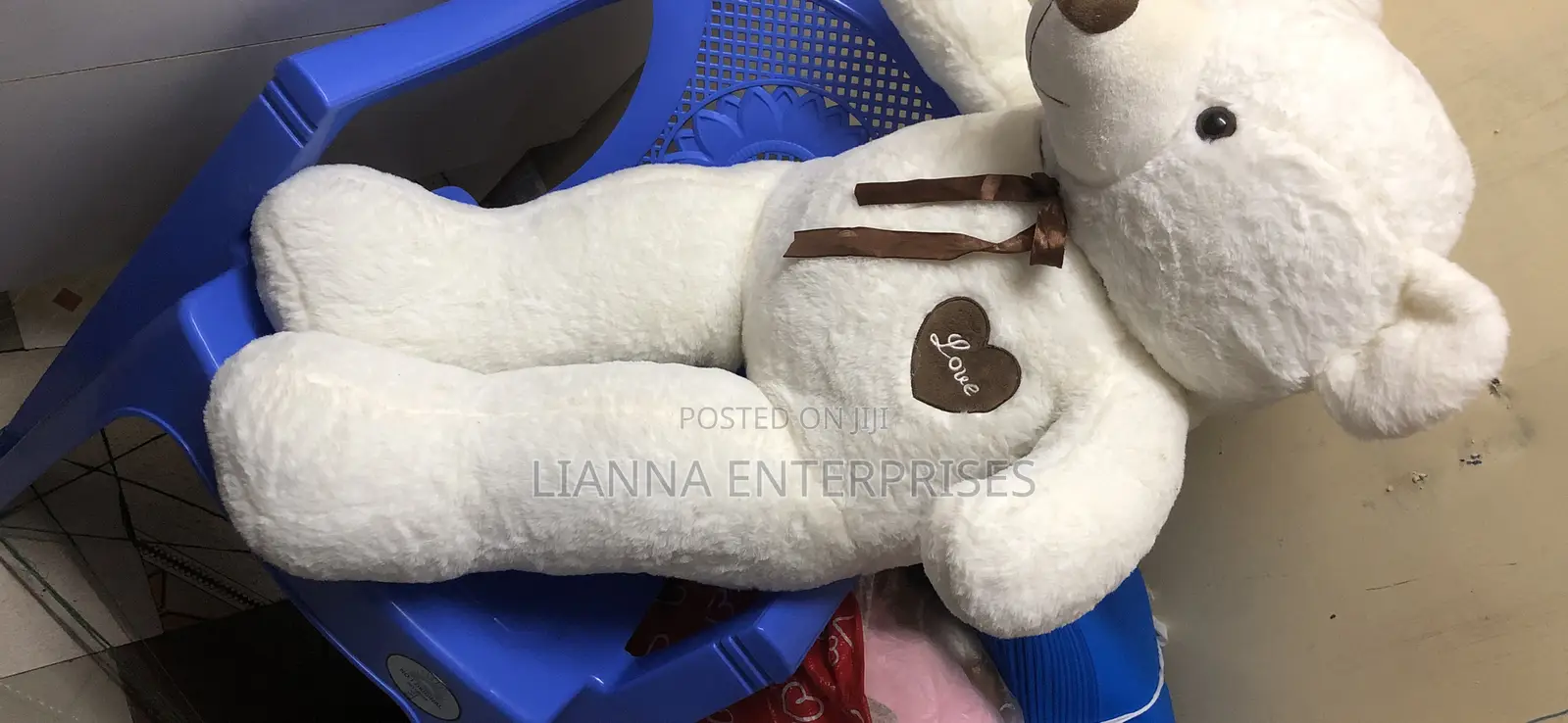 White Valentine Teddy Bear 100cm