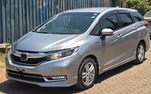 Honda Shuttle 1.5 Hybrid 2WD 2020 Silver