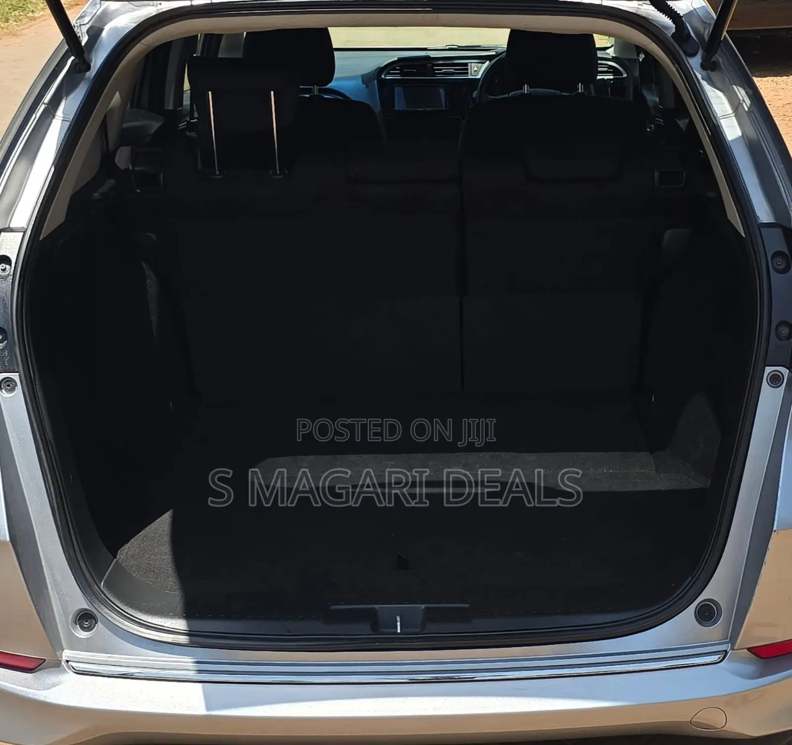 Honda Shuttle 1.5 Hybrid 2WD 2020 Silver