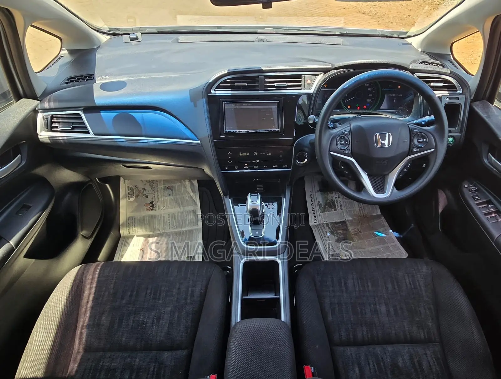 Honda Shuttle 1.5 Hybrid 2WD 2020 Silver