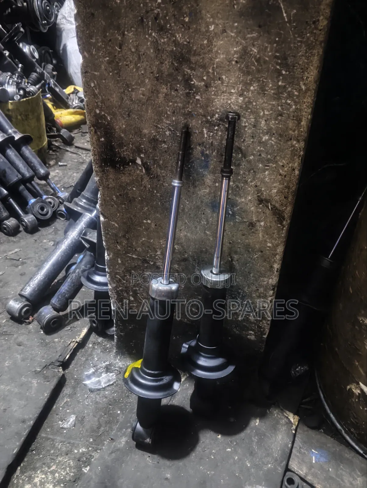 Mitsubishi Lancer Cedia Rear Shock