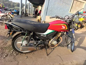 Honda CB 2024 Red