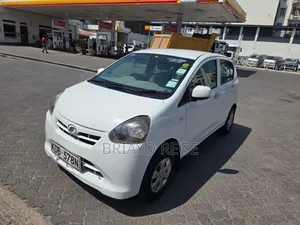 Daihatsu Mira 2014 White
