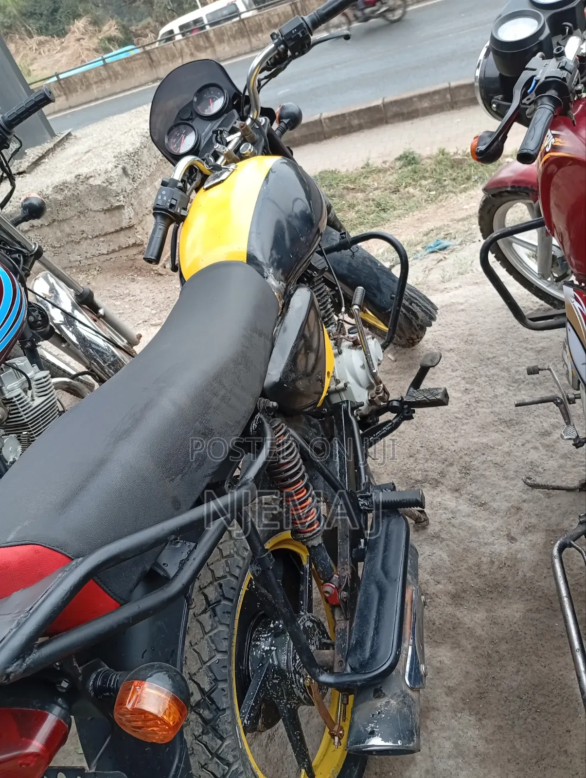 Bajaj Boxer 2021 Red