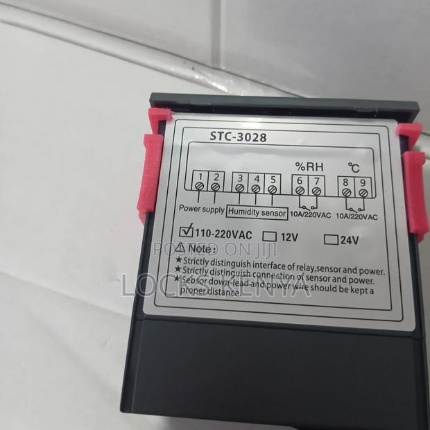 Wune Cellar STC-3028 Temperature Humidity Controller - main view