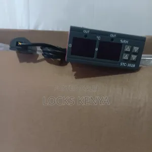 Compact STC-3028 Temperature Humidity Controller