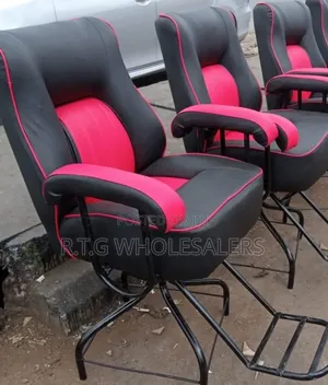 Simple.barber Chair Local