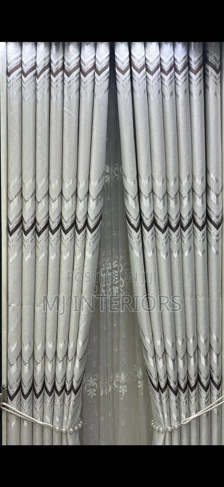 Trendy Patterned Curtains for Stylish Room Decoration
