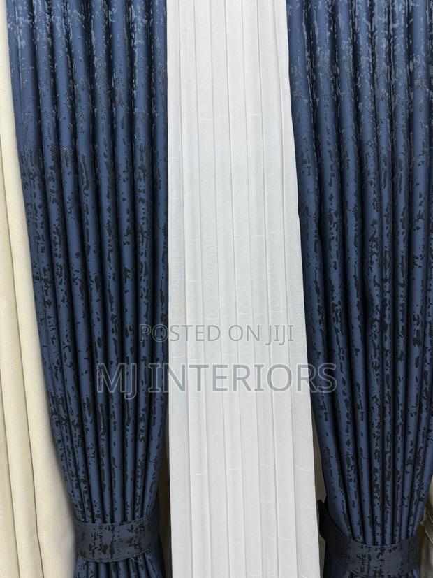 Stylish Eyelet Curtains for Elegant Interior Window Styling - thumbnail 2