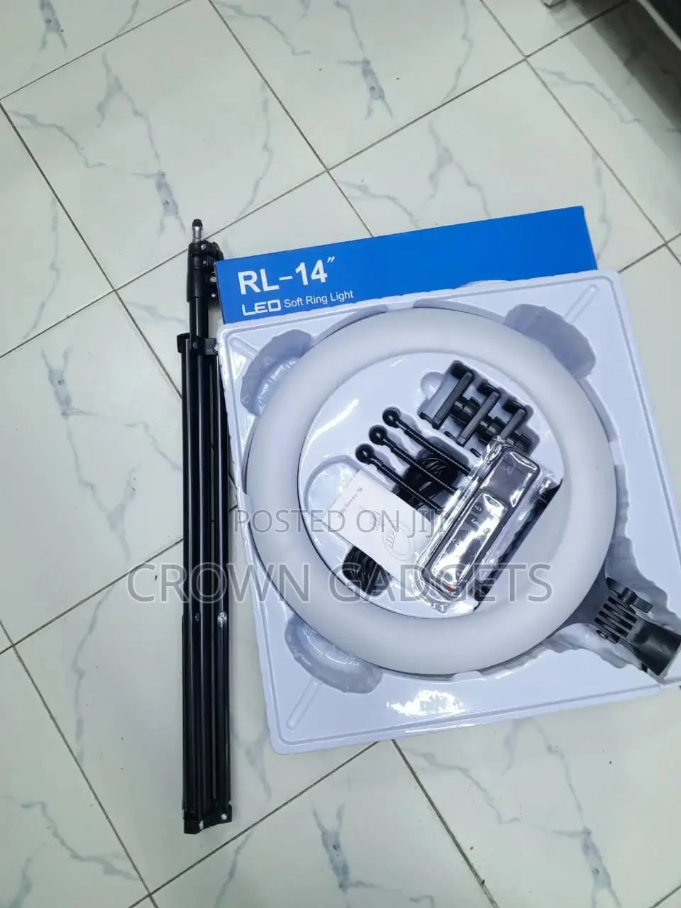 14" LED Ring Light for Makeup, Photography Live Streaming