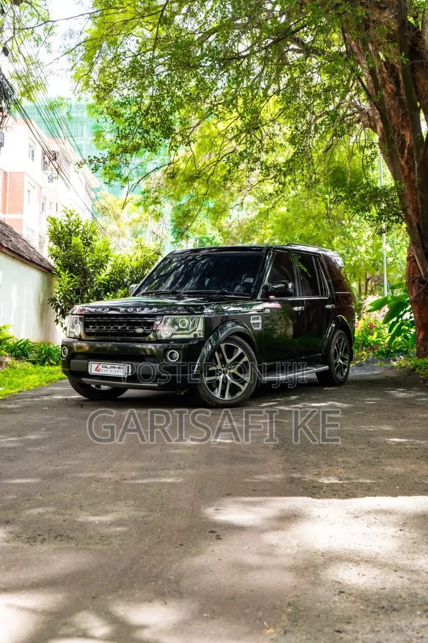 Land Rover Discovery 2014 Black