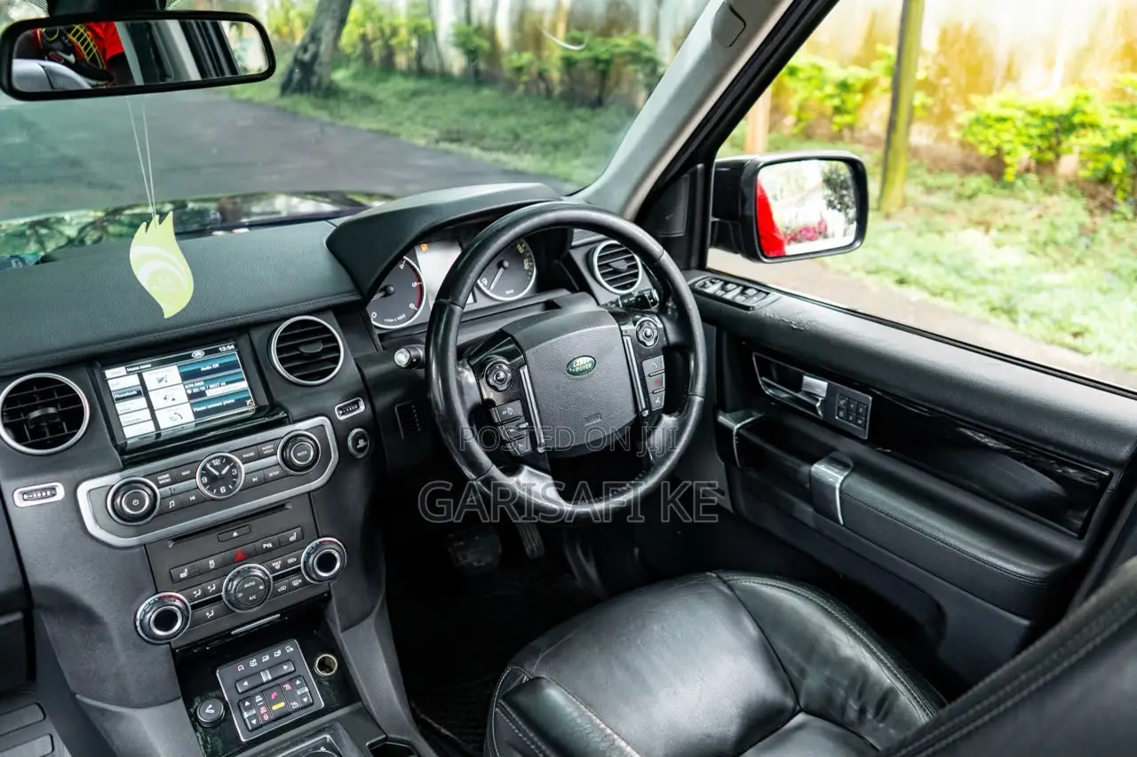 Land Rover Discovery 2014 Black