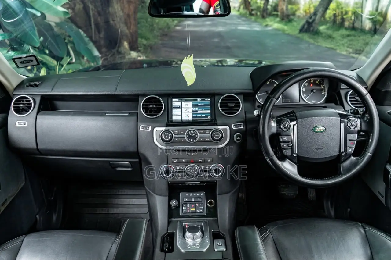 Land Rover Discovery 2014 Black