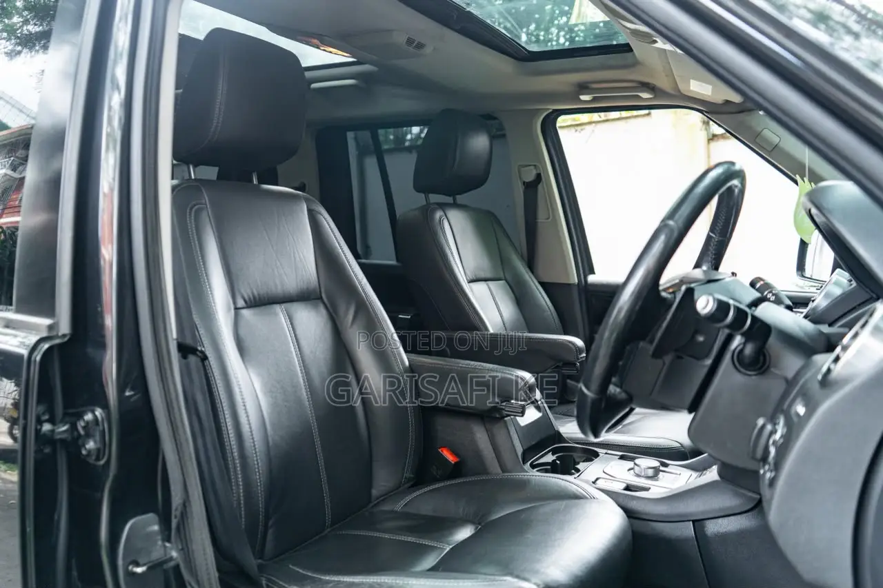 Land Rover Discovery 2014 Black