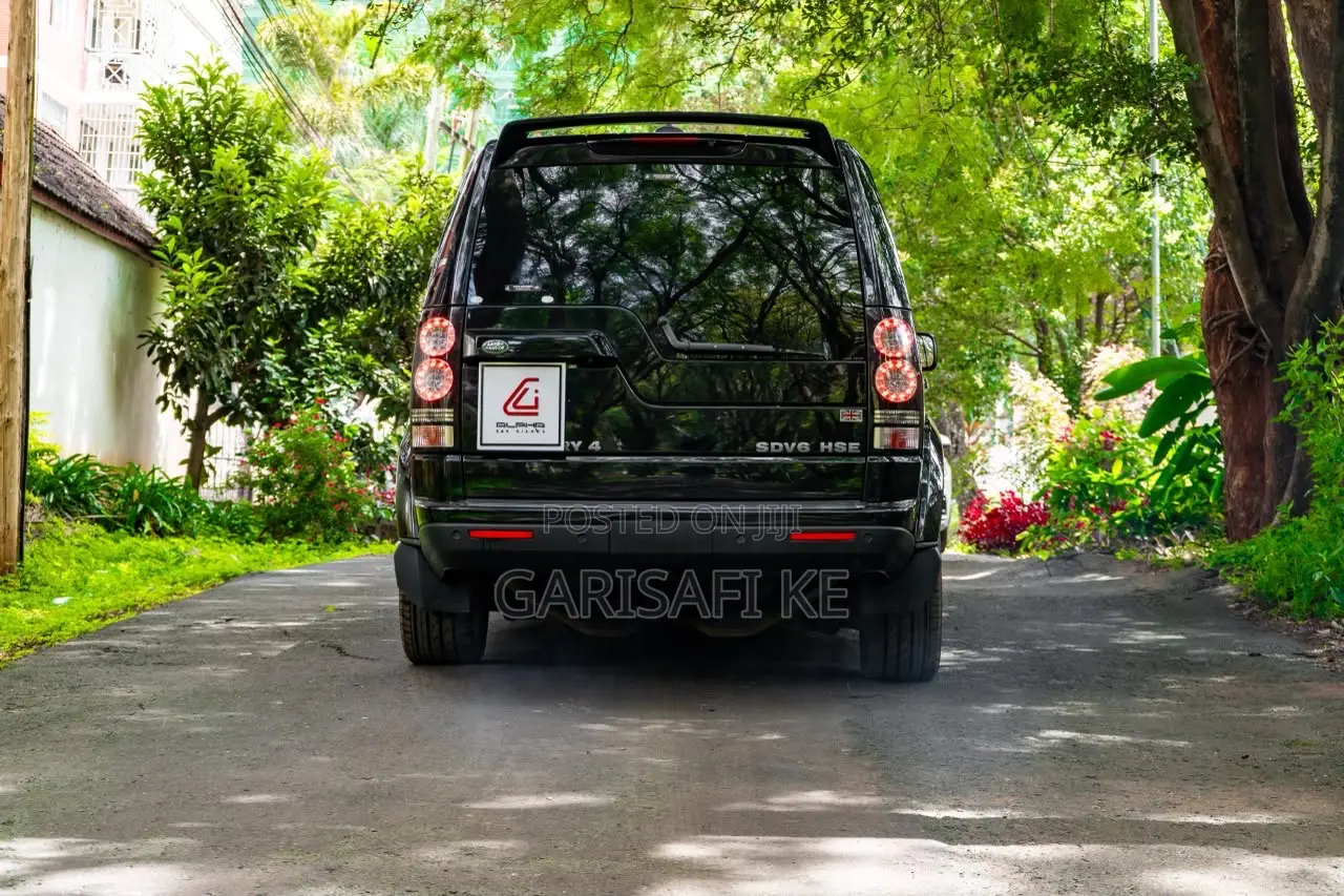 Land Rover Discovery 2014 Black